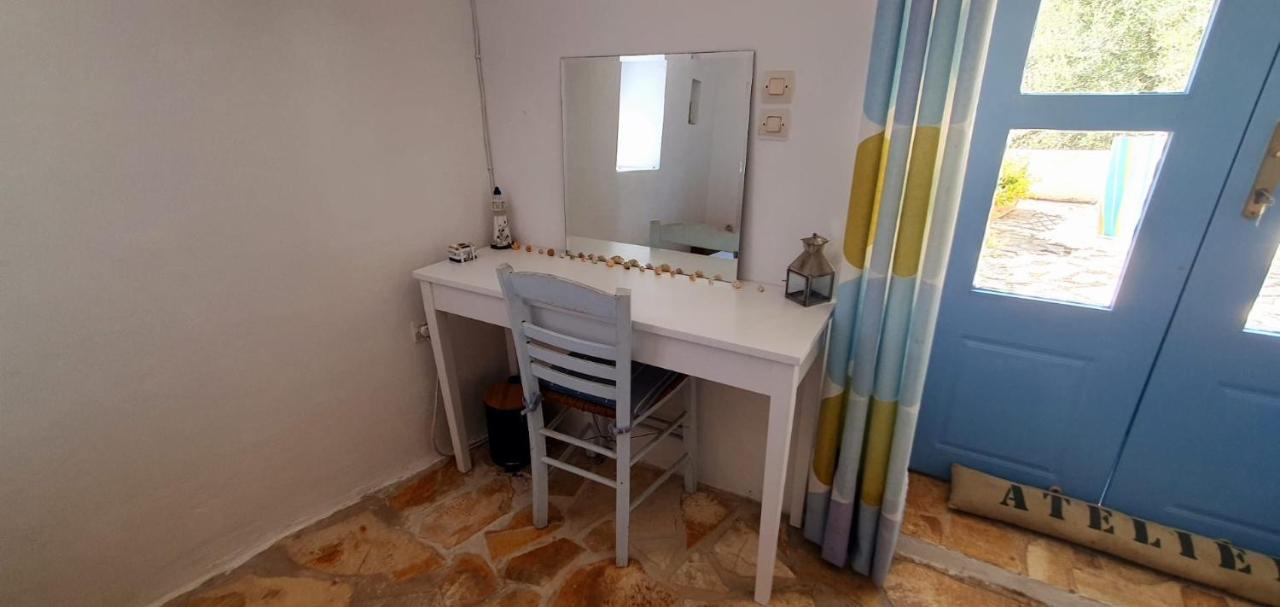 Maison Charme Avec Piscine Privee, Pres De La Mer A Sappounakeika, Tyros Sapounakeika Eksteriør billede
