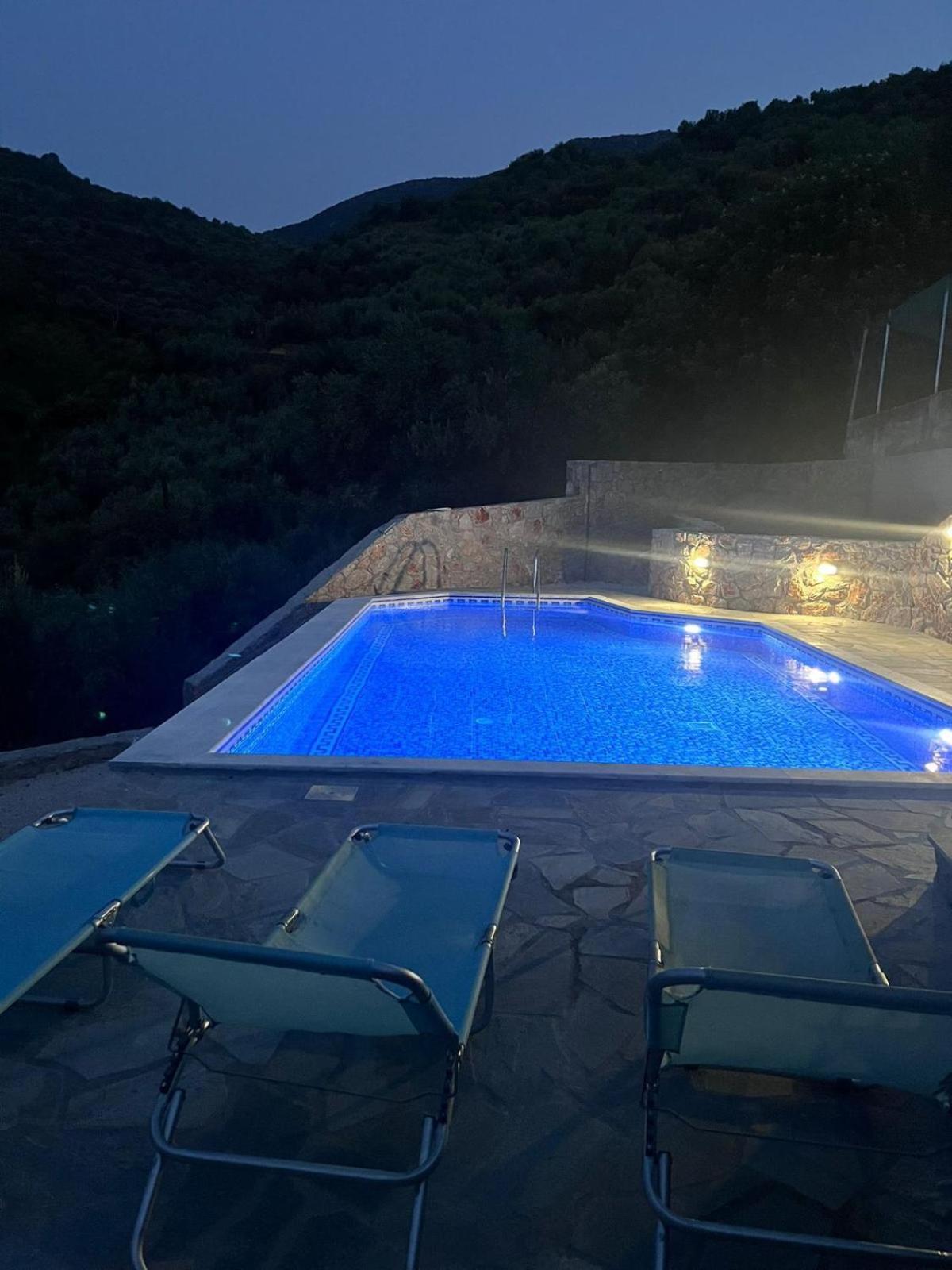 Maison Charme Avec Piscine Privee, Pres De La Mer A Sappounakeika, Tyros Sapounakeika Eksteriør billede